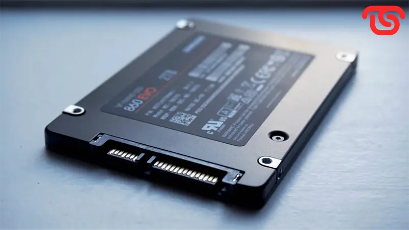 نصب هارد ssd برای افزایش خیلی زیاد سرعت ادوبی پریمیر پرو